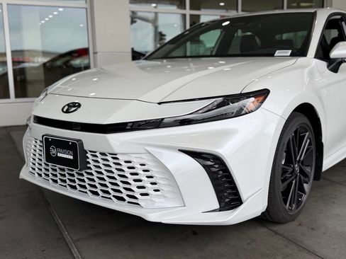 New 2026 Toyota Camry XSE FWD image 3
