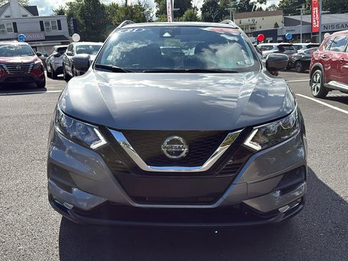 Certified 2021 Nissan Rogue Sport SV image 2