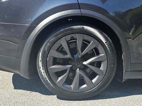 Used 2024 Tesla Model X AWD/4WD image 16