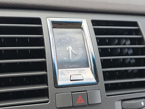 Used 2009 Cadillac DTS image 29