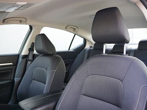 Used 2023 Nissan Altima 2.5 SV image 10