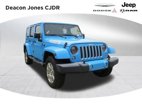 Used 2018 Jeep Wrangler Unlimited Sahara w/ Dual Top Group AWD/4WD image 1