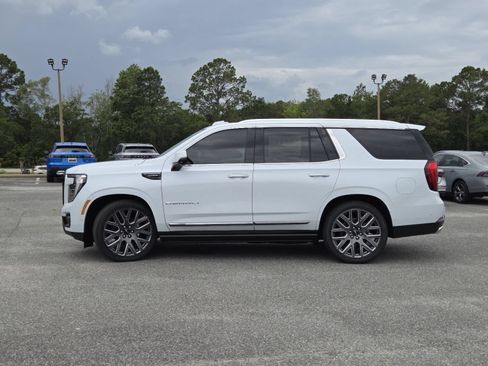 New 2026 GMC Yukon Denali Ultimate AWD/4WD image 19