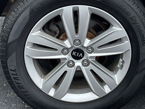 Used 2019 Kia Sportage LX FWD image 9