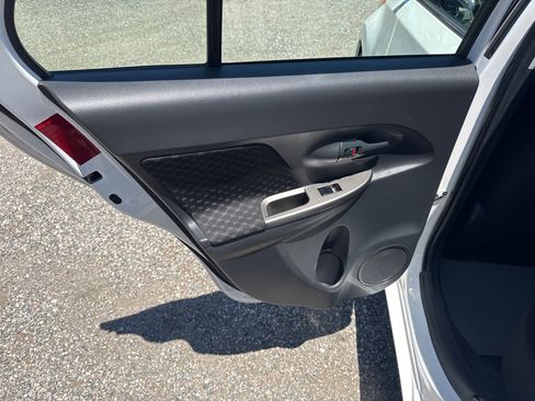 Used 2011 Scion xD FWD image 21