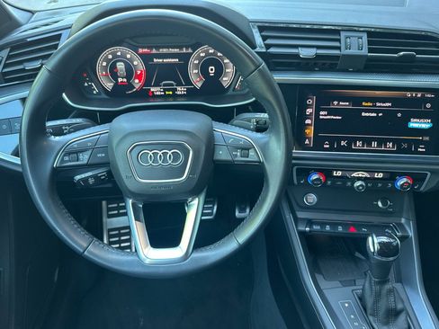 Used 2019 Audi Q3 2.0T Premium Plus image 18