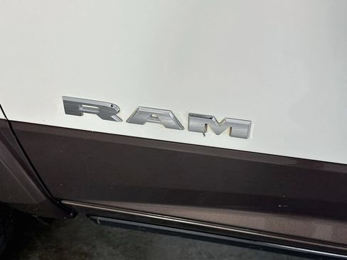 Used 2024 RAM 3500 Limited w/ Towing Technology Group AWD/4WD image 29