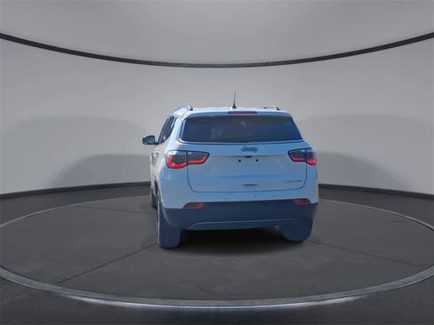 Used 2018 Jeep Compass Limited w/ Navigation Group image 7