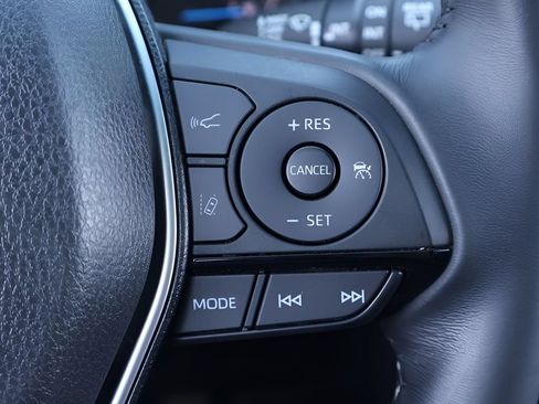 Certified 2022 Toyota Venza XLE AWD/4WD image 20