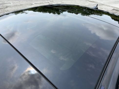 Used 2015 Mercedes-Benz S 550 Sedan image 25