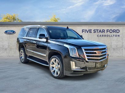 Used 2017 Cadillac Escalade Luxury