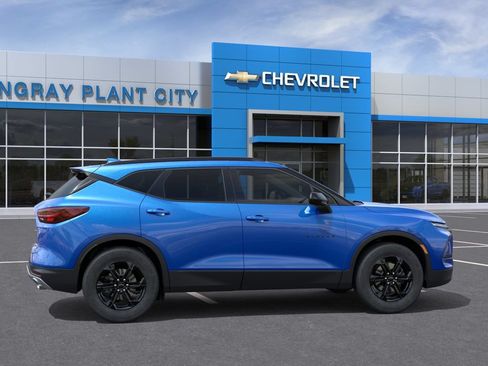 New 2026 Chevrolet Blazer LT w/ Convenience Package FWD image 5