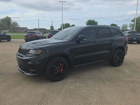 Used 2018 Jeep Grand Cherokee SRT AWD/4WD image 37