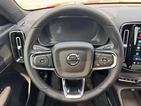 Certified 2023 Volvo C40 P8 Recharge Plus w/ Climate Package AWD/4WD image 11