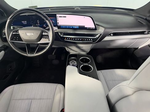Used 2024 Cadillac Lyriq Luxury RWD image 13