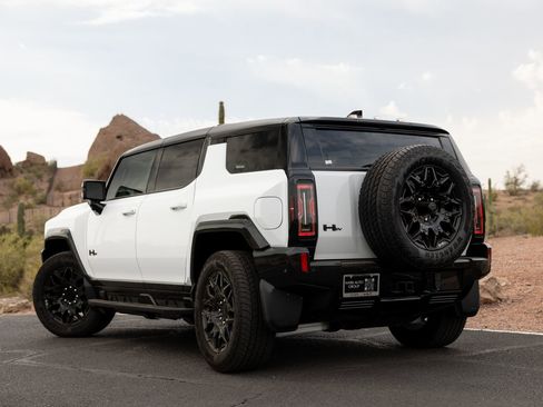 Used 2025 GMC Hummer EV 2X AWD/4WD image 5