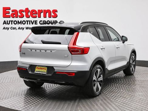 Used 2023 Volvo XC40 Recharge Plus AWD/4WD image 5