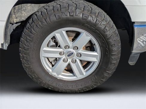 Used 2021 Ford F150 XLT w/ Trailer Tow Package image 10