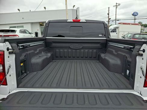 Used 2025 Ford Maverick Lobo AWD/4WD image 29