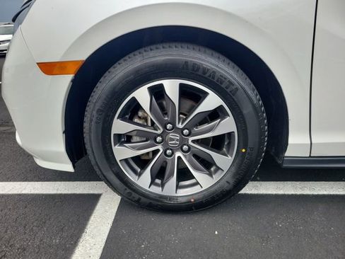 Used 2023 Honda Odyssey EX-L image 17