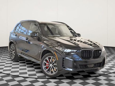 New 2026 BMW X5 M60i w/ Climate Comfort Package AWD/4WD image 1