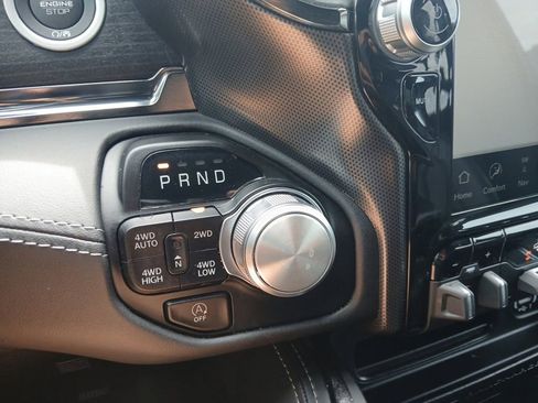 Used 2024 RAM 1500 Limited AWD/4WD image 21