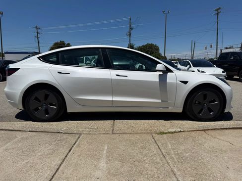 Used 2023 Tesla Model 3 Standard Range RWD image 17