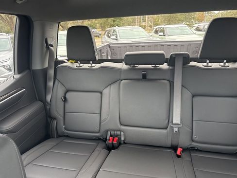 New 2025 Chevrolet Silverado 1500 LT image 8