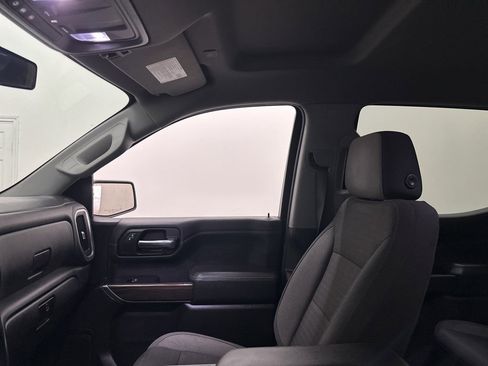 Used 2020 Chevrolet Silverado 1500 LT image 34