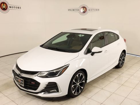 Used 2019 Chevrolet Cruze Premier w/ Sun And Sound Package FWD image 35