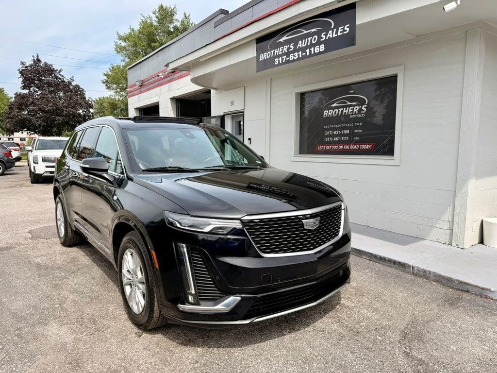 Used 2022 Cadillac XT6 Premium Luxury AWD/4WD image 5