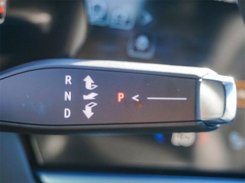 New 2026 Chevrolet Equinox EV LT image 22