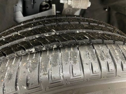 Used 2024 Jeep Grand Cherokee Altitude image 11