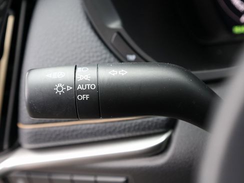 Certified 2024 MAZDA CX-90 Plug-In Hybrid w/ Preferred image 40