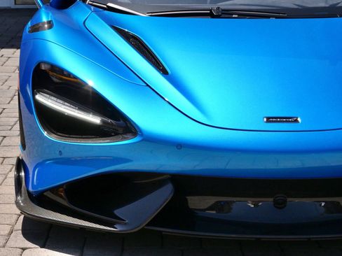 Used 2022 McLaren 765LT RWD image 32