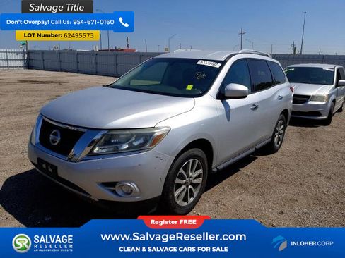 Used 2013 Nissan Pathfinder SV image 2