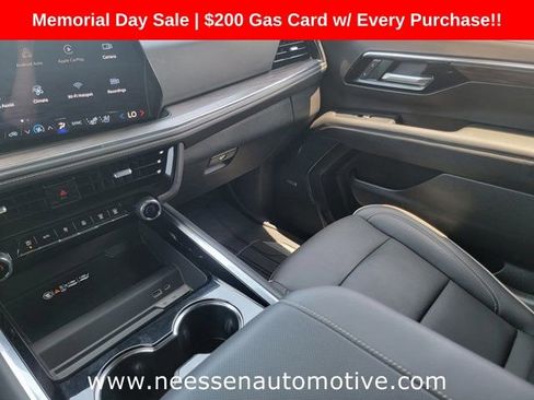 Used 2026 Chevrolet Tahoe Premier w/ Sun And Tow Package RWD image 26