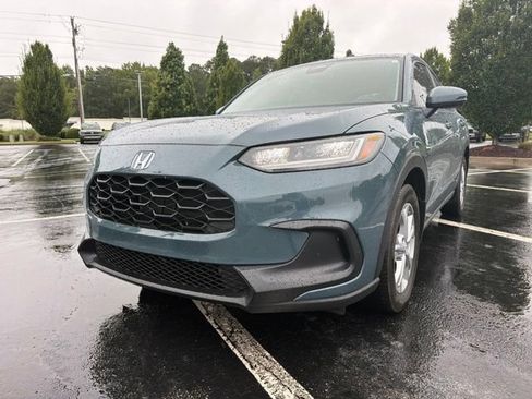 Used 2024 Honda HR-V LX image 2