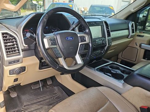 Used 2021 Ford F250 Lariat w/ Chrome Package image 13