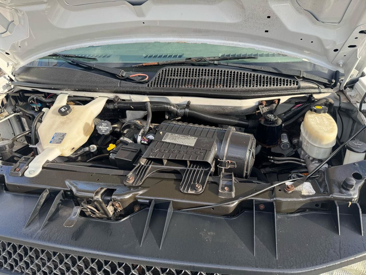 Used 2014 Chevrolet Express 2500 RWD image 15