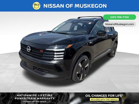 New 2025 Nissan Kicks SR image 3