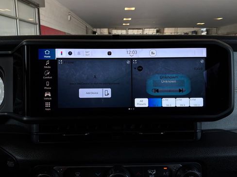 Used 2025 Jeep Wrangler Unlimited Sport AWD/4WD image 26