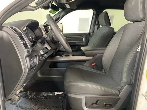 Used 2025 RAM 3500 Big Horn AWD/4WD image 19
