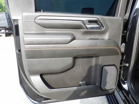 Used 2024 GMC Sierra 2500 AT4 w/ AT4 Premium Plus Package AWD/4WD image 28