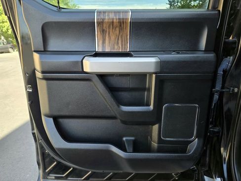 Used 2018 Ford F150 Lariat image 40
