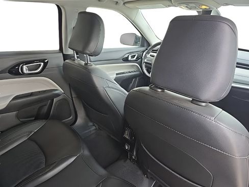 Used 2022 Jeep Compass Limited AWD/4WD image 24