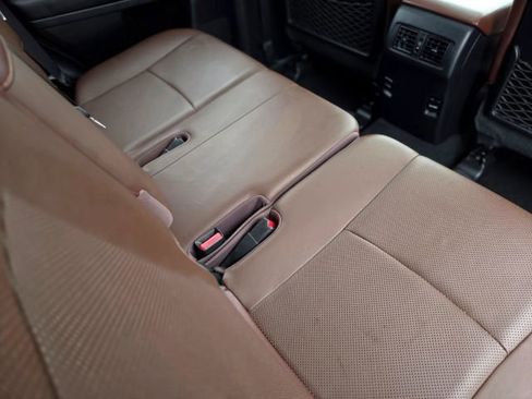 Used 2018 Toyota 4Runner Limited AWD/4WD image 37