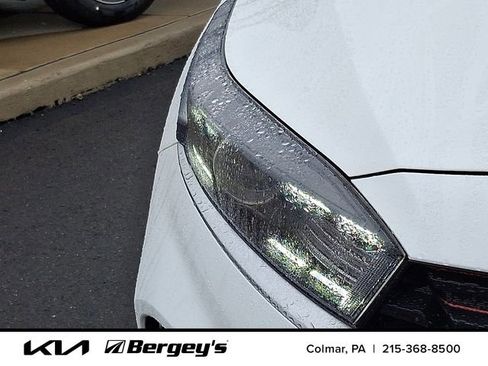 Used 2022 Kia Forte GT-Line image 11