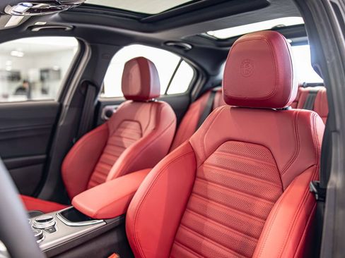 New 2026 Alfa Romeo Giulia AWD w/ Driving Assist Package image 18