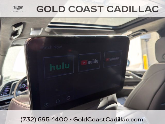 Certified 2024 Cadillac Escalade V w/ LPO, ONYX Package AWD/4WD image 20